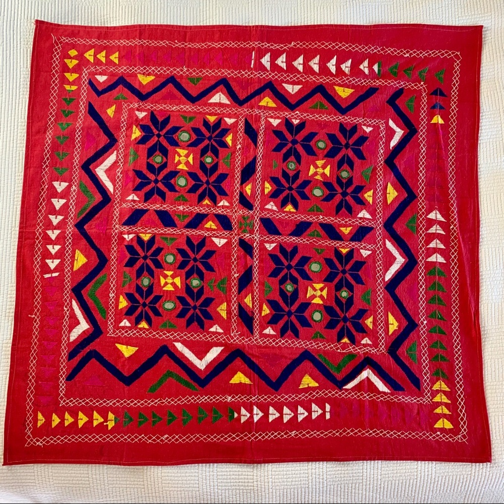 Wall Hanging Table Cloth Embroidered Mirrors